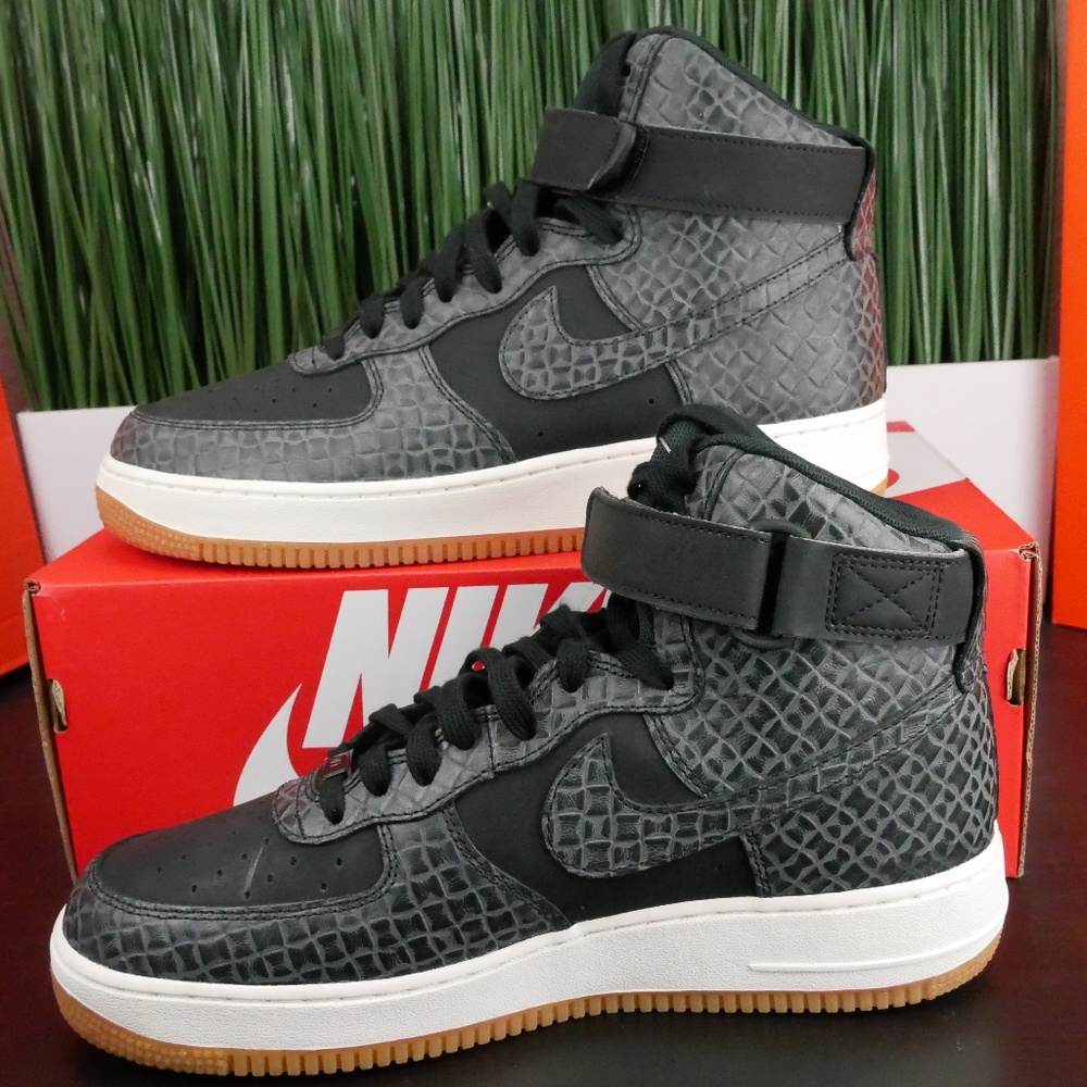 New Nike Air Force 1 HI PRM WMNS Size 11